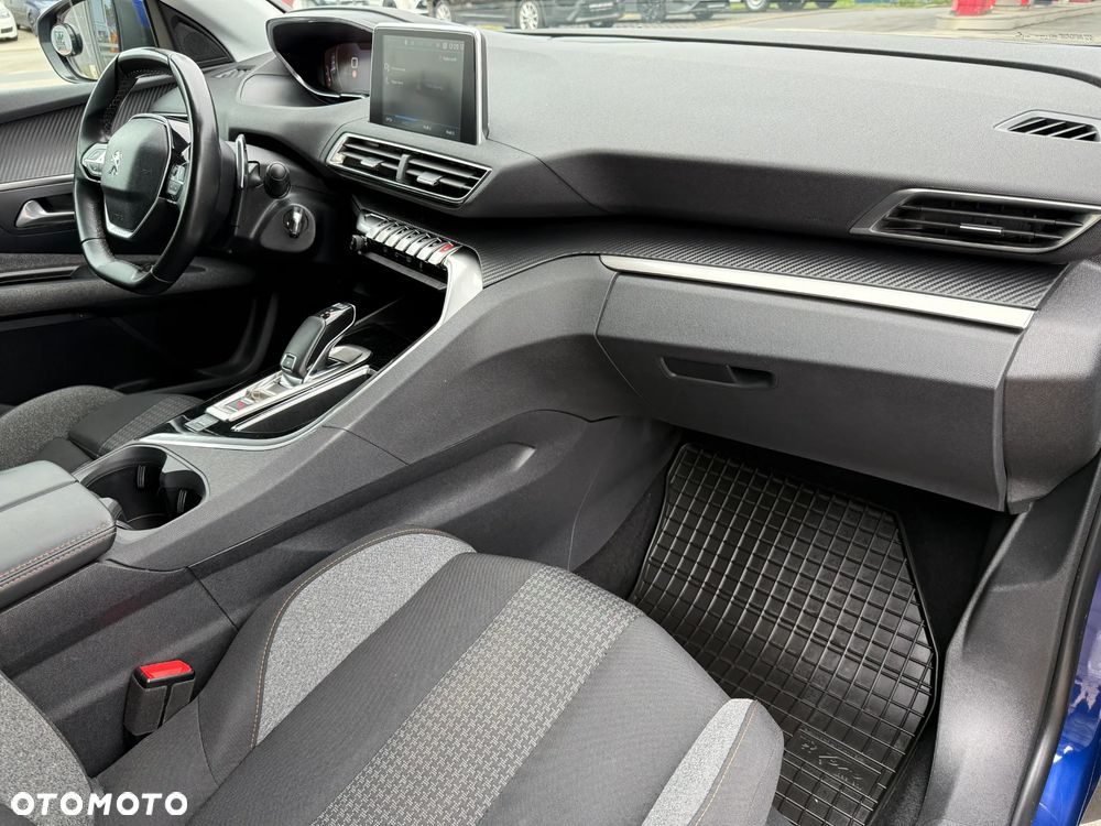 Peugeot 3008 1.5 BlueHDi Active S&S EAT8 - 16