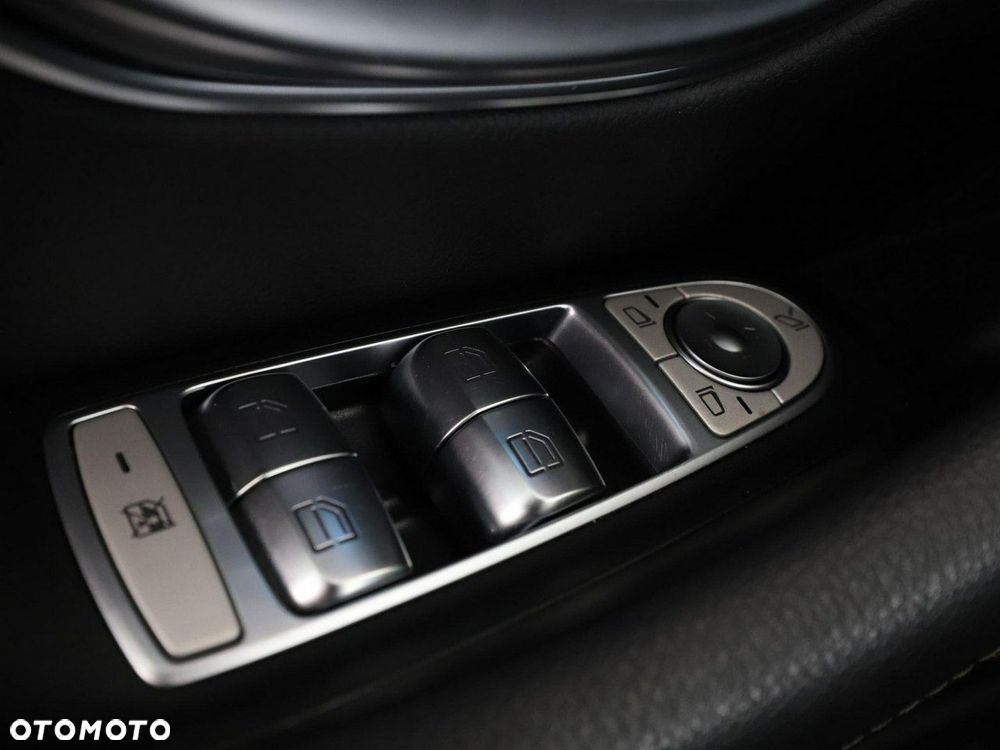 Mercedes-Benz Klasa E - 40