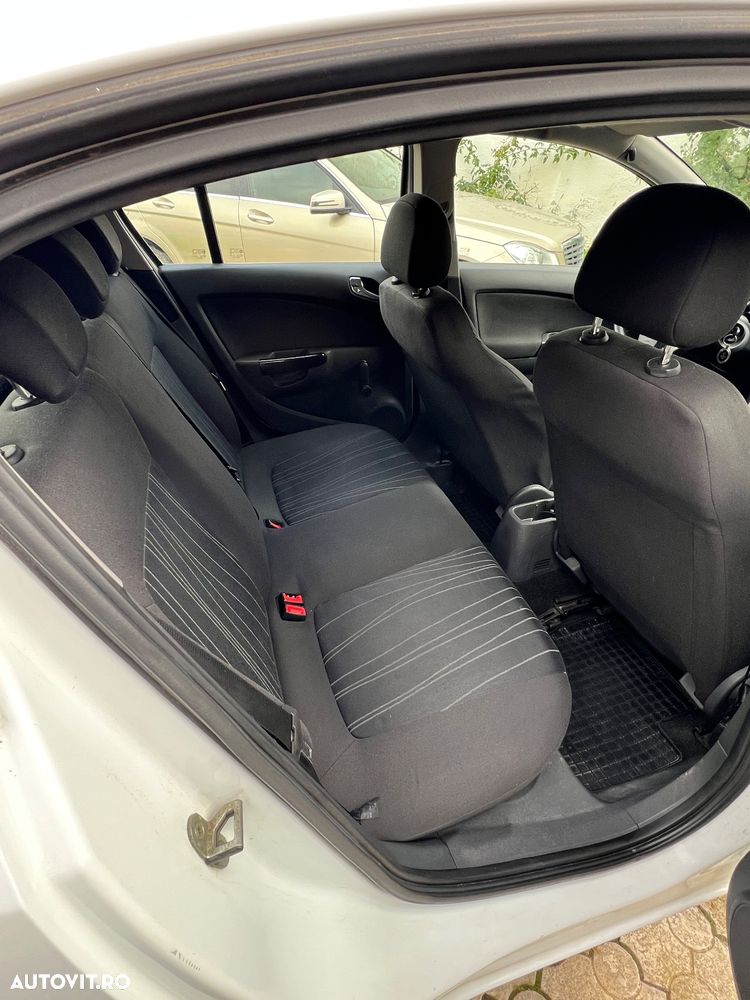 Opel Corsa - 20
