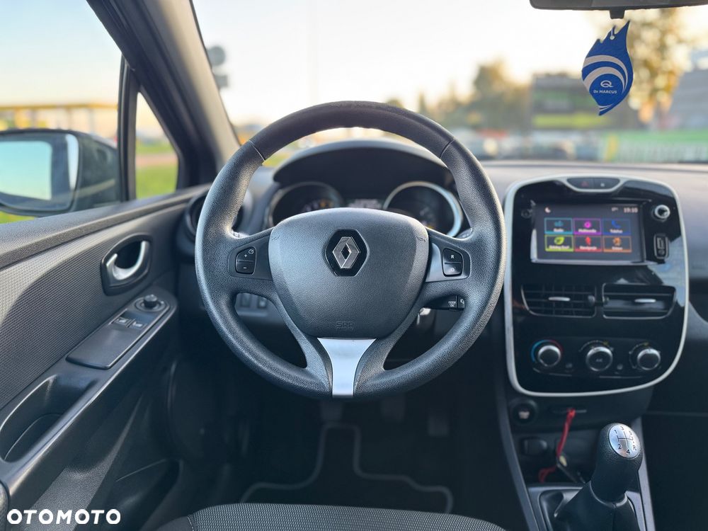 Renault Clio - 16