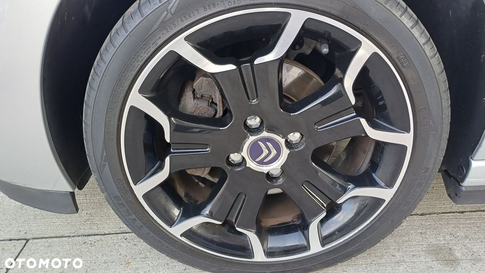 Citroën DS3 1.6 THP Ultra Prestige - 25