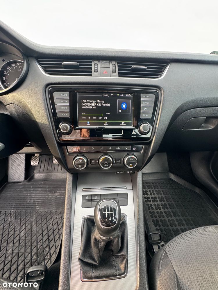 Skoda Octavia 2.0 TDI Elegance - 21