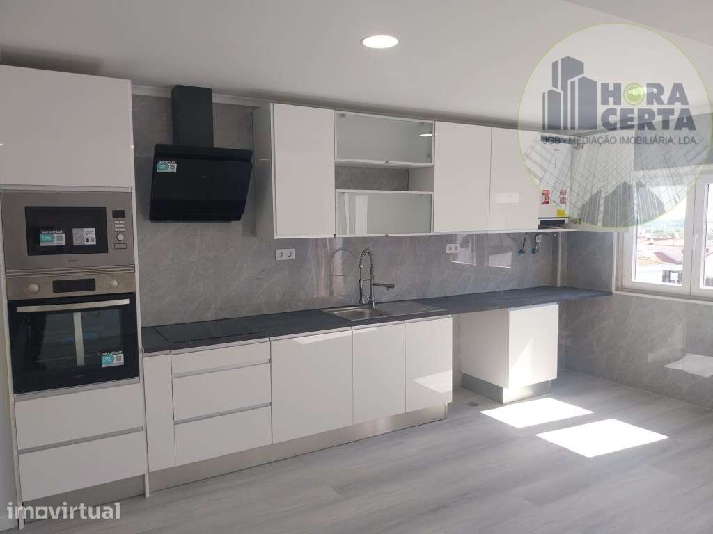 Apartamento T4 em Amora! - Grande imagem: 3/17