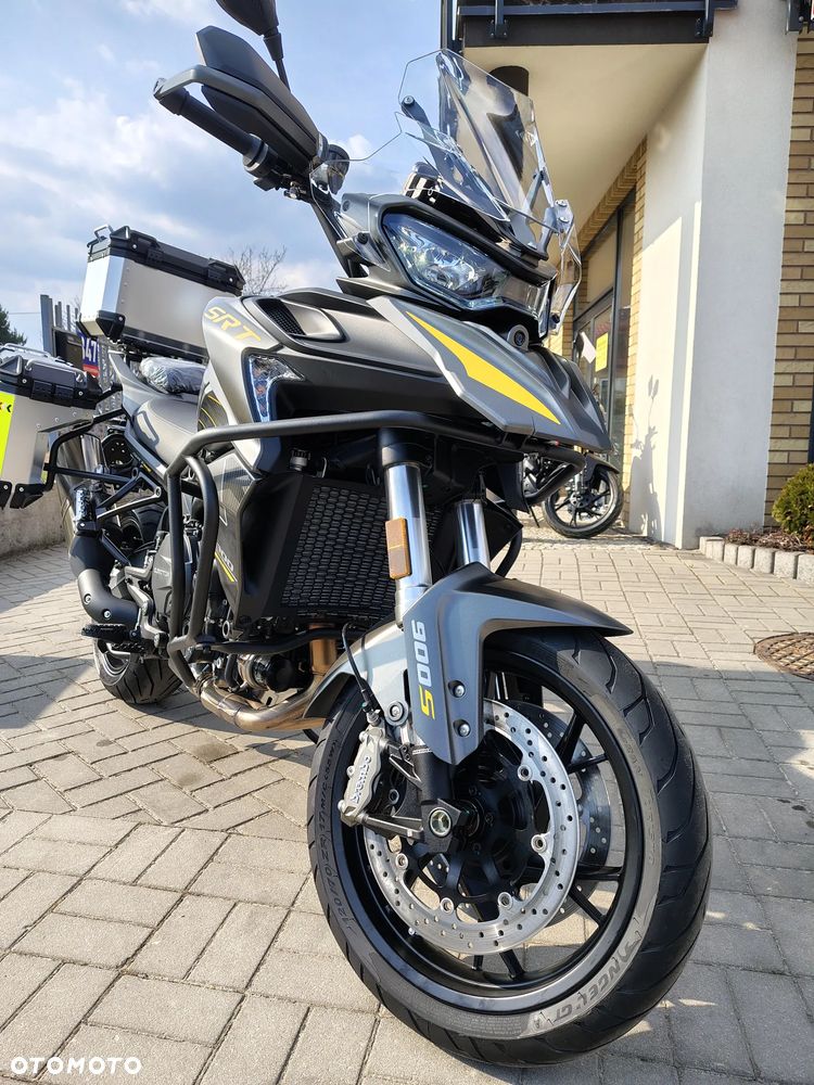 QJMOTOR SRT900S - 34