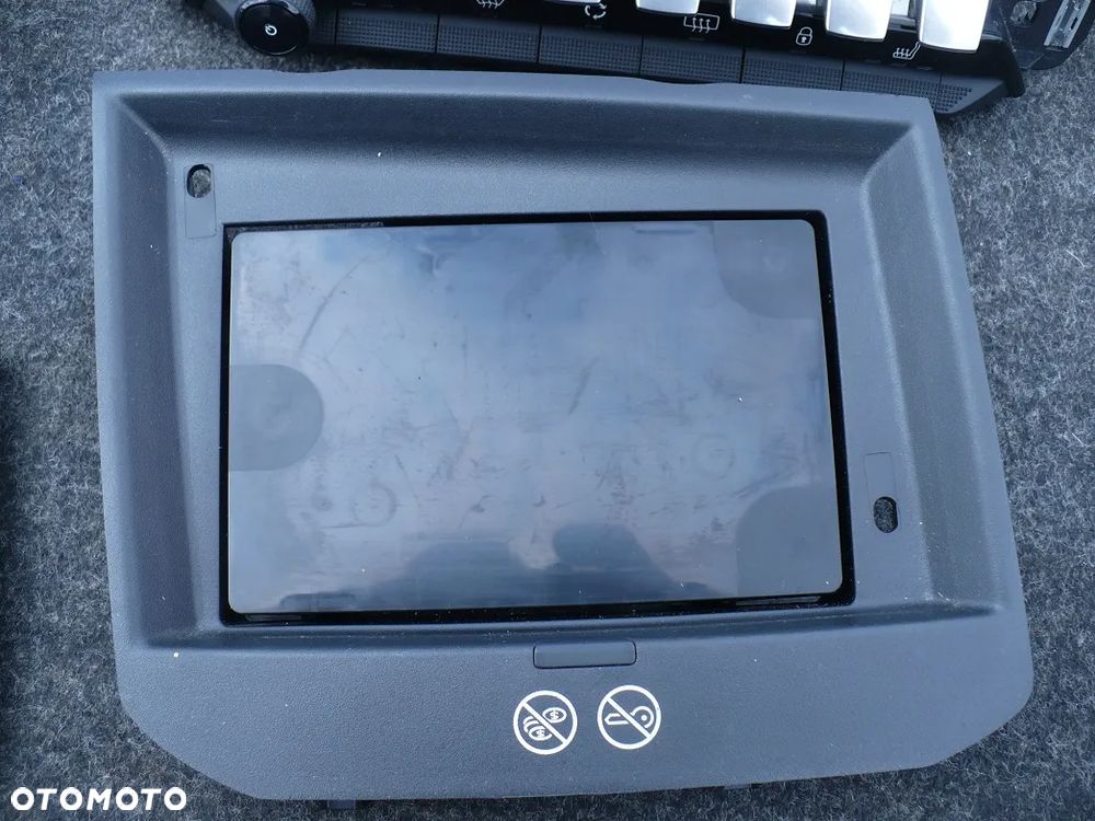 CITROEN PEUGEOT LADOWARKA 981340328001 - 2