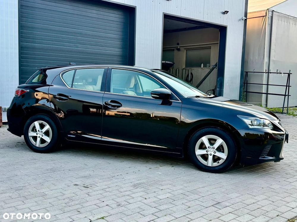 Lexus CT 200h Elite - 8