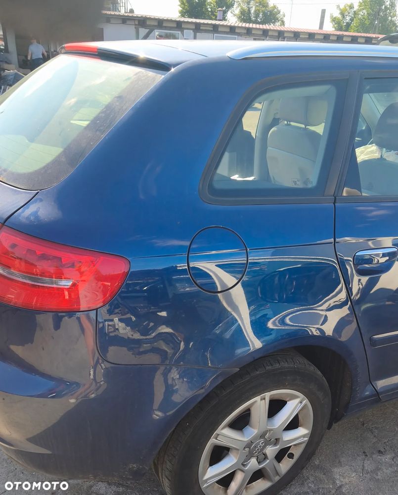 AUDI A3 8P 11r SPORTBACK ĆWIARTKA BŁOTNIK PRAWY TYŁ LX5Q - 1