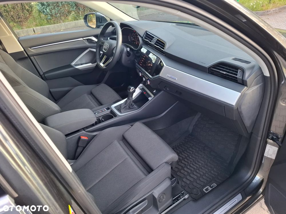 Audi Q3 35 TFSI S line S tronic - 24