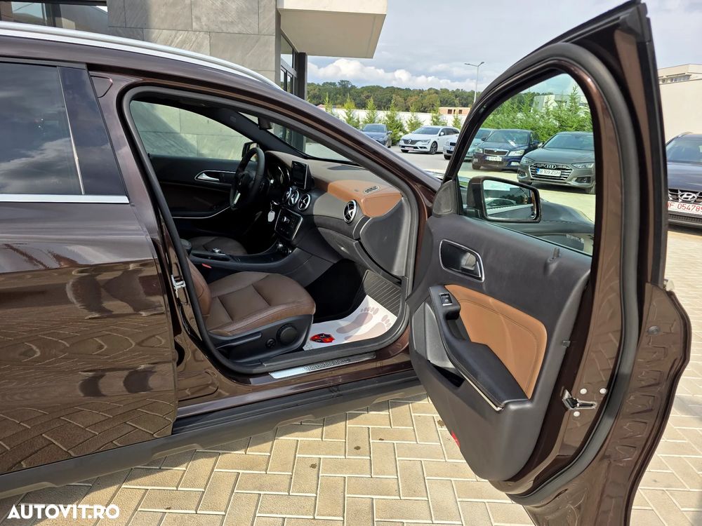 Mercedes-Benz GLA 200 (CDI) d 7G-DCT AMG Line - 20