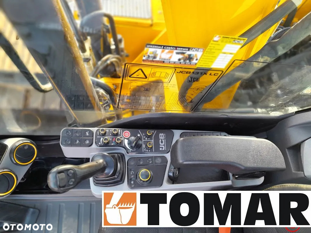 JCB 131X - 28