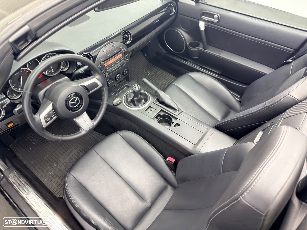 Mazda MX-5 MZR 1.8 Exclusive Plus - 23