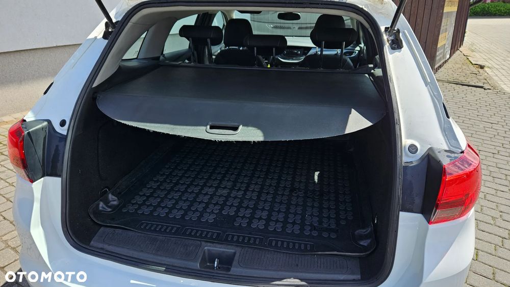 Opel Astra 1.6 CDTI Enjoy - 12