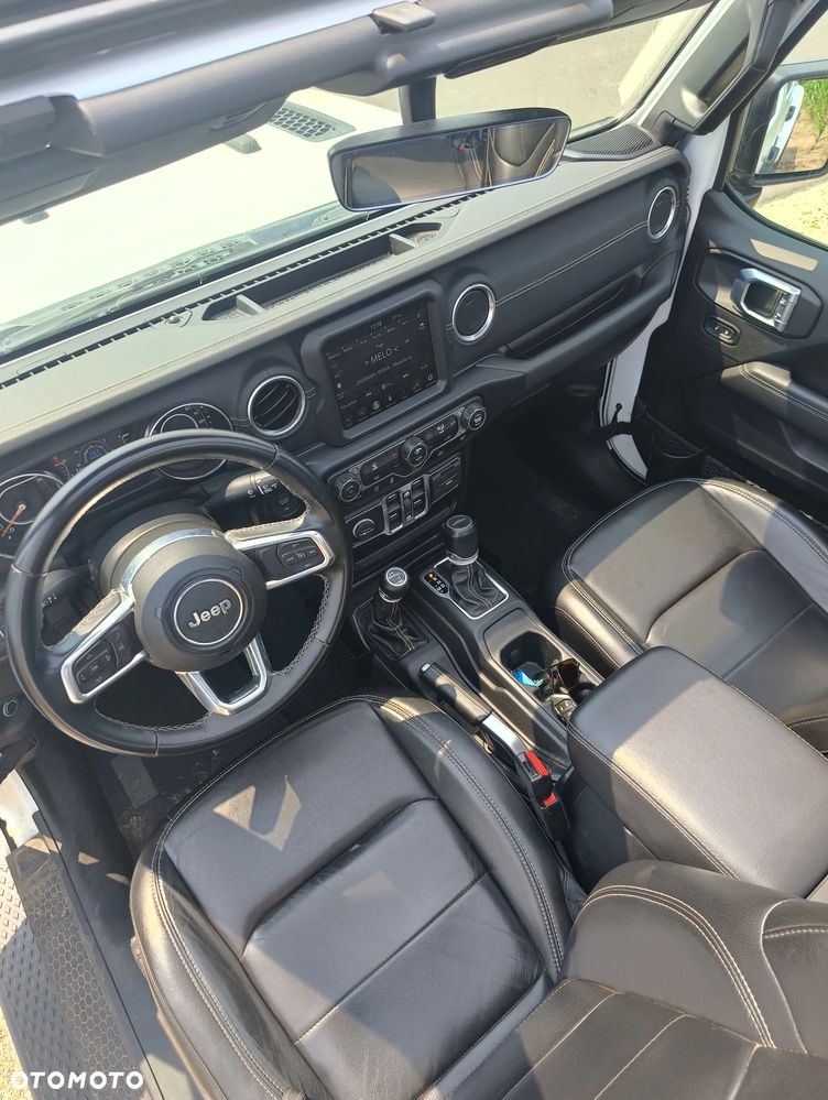 Jeep Gladiator - 28