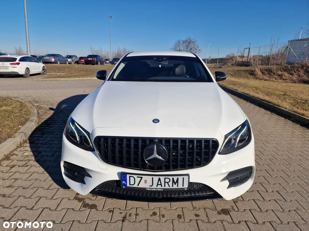 Mercedes-Benz Klasa E 220 d 4-Matic 9G-TRONIC - 3