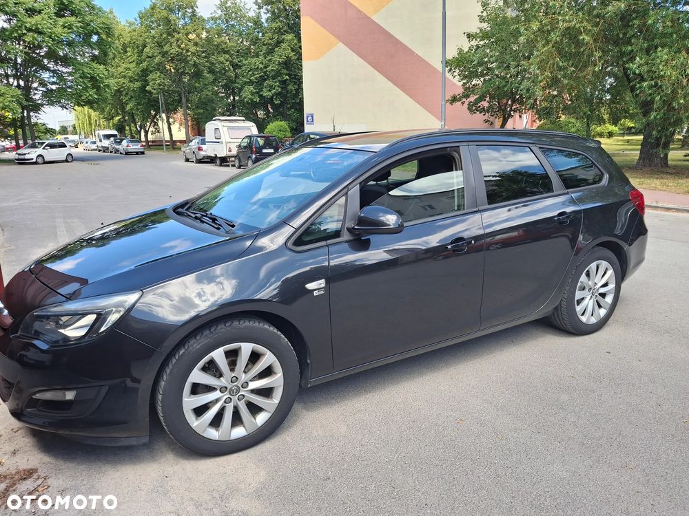 Opel Astra 1.4 Turbo 150 Jahre - 1