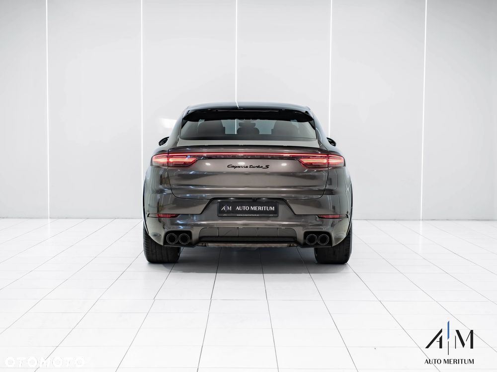 Porsche Cayenne Turbo S E-Hybrid - 10
