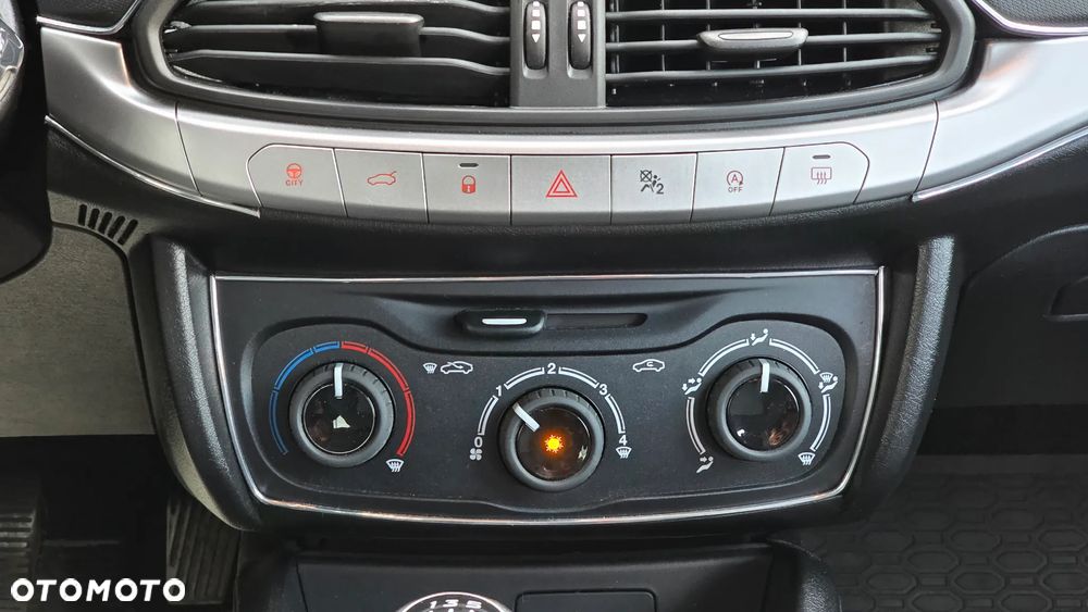 Fiat Tipo 1.4 16V Street - 19