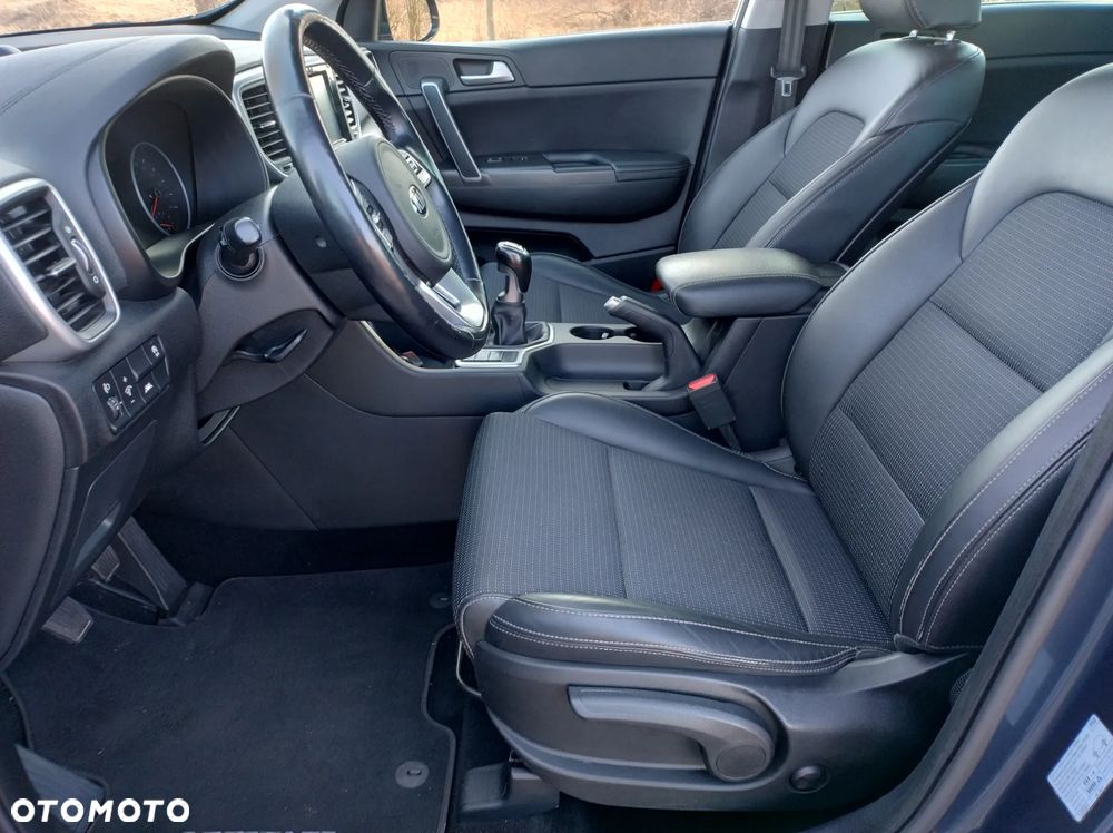 Kia Sportage 1.6 CRDI 2WD SPIRIT - 22