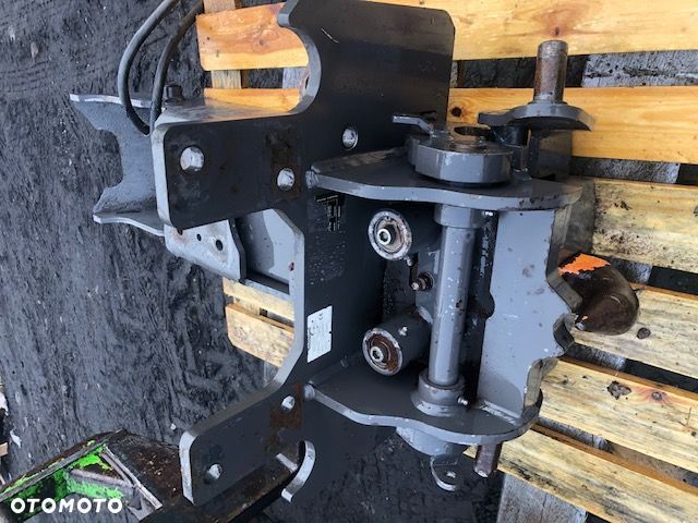 Massey Ferguson - Zaczep Hitch - Hydrauliczny Dolny - 5
