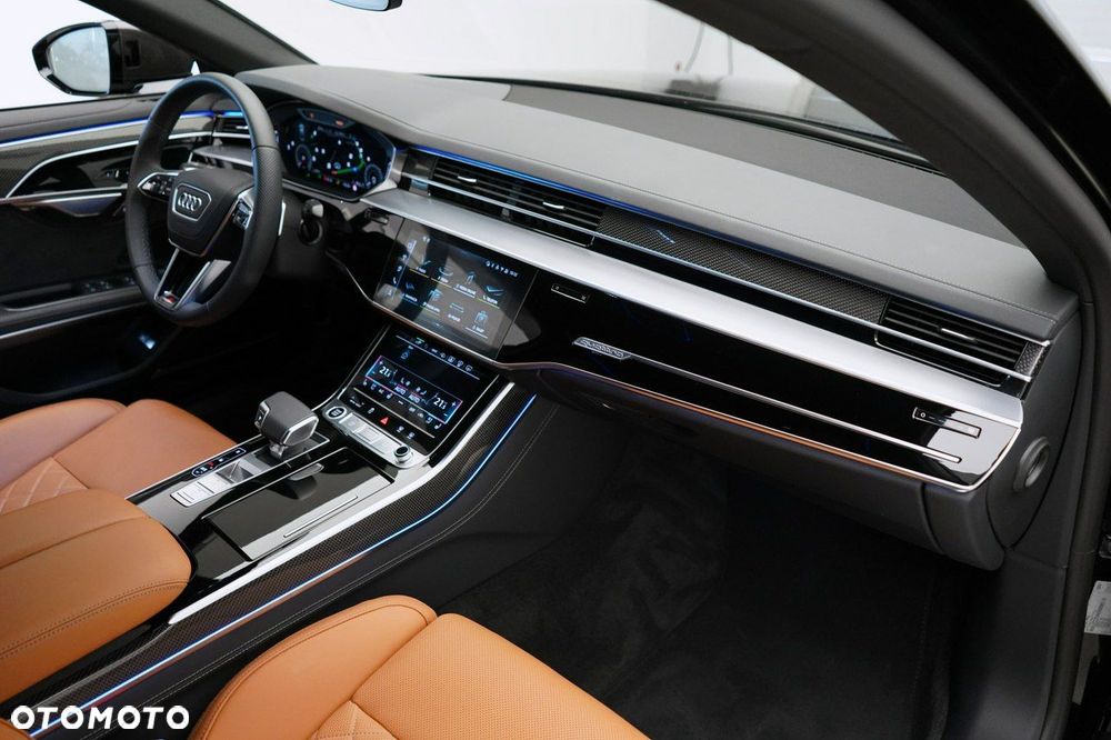 Audi A8 - 15
