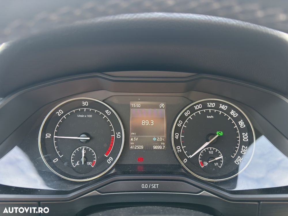 Skoda Superb 2.0 TDI DSG Style - 13