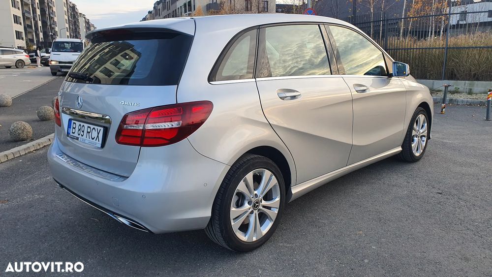 Mercedes-Benz B - 10