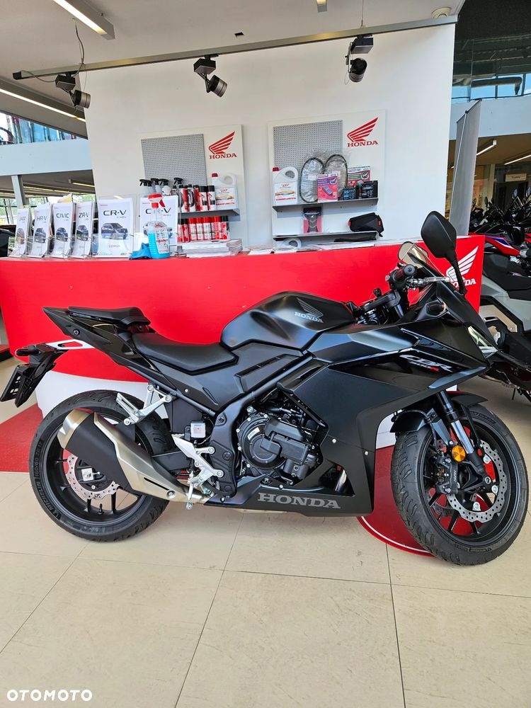 Honda CBR - 7