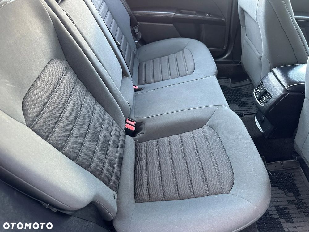 Ford Fusion - 25