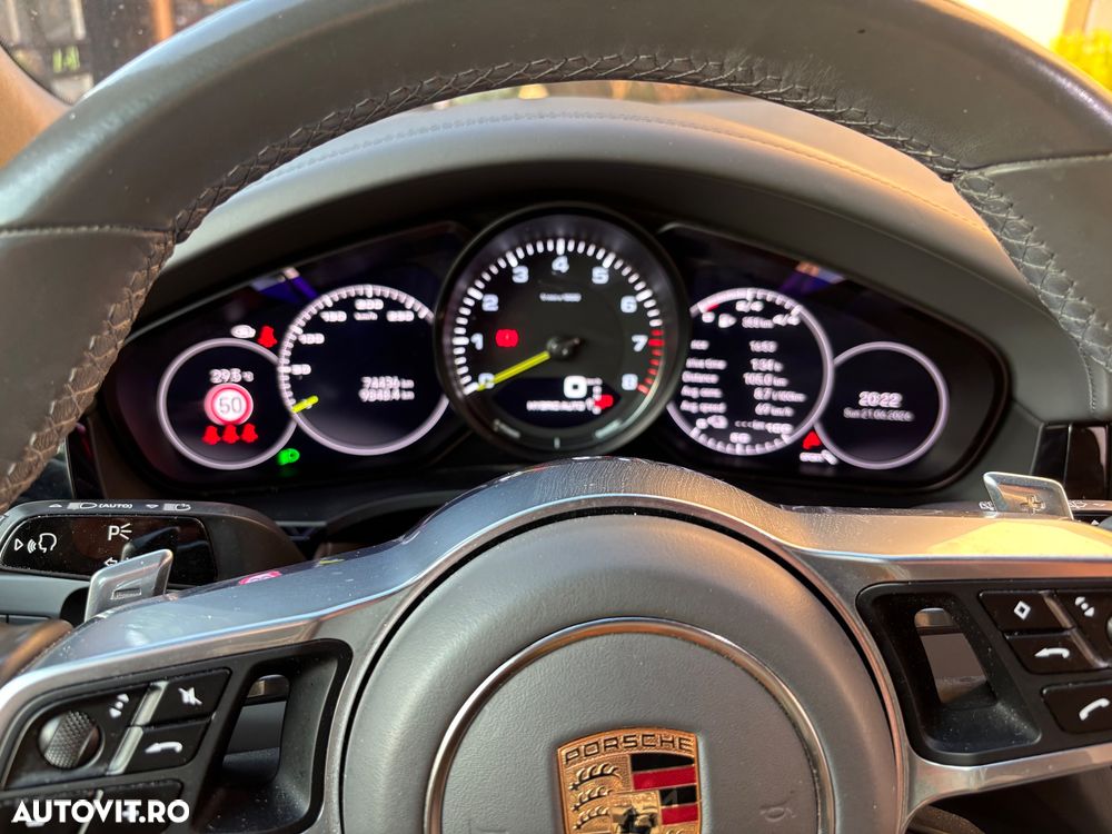 Porsche Cayenne E-Hybrid - 19