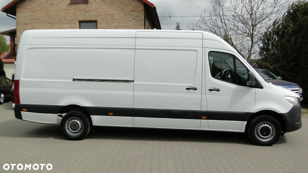 Mercedes-Benz SPRINTER - 8
