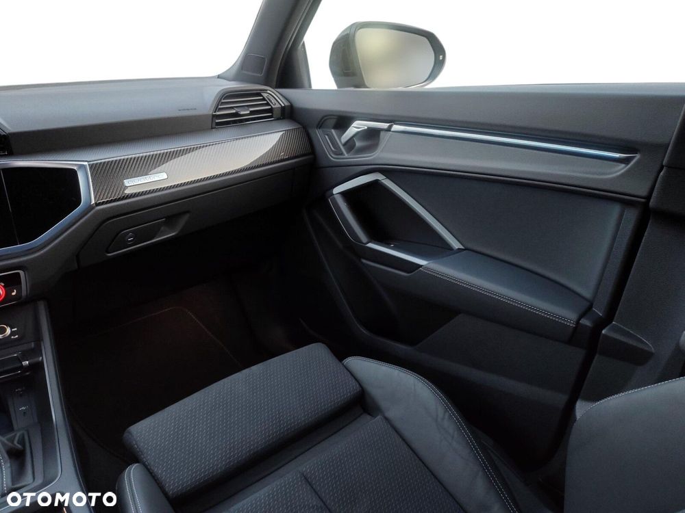 Audi Q3 Sportback - 24