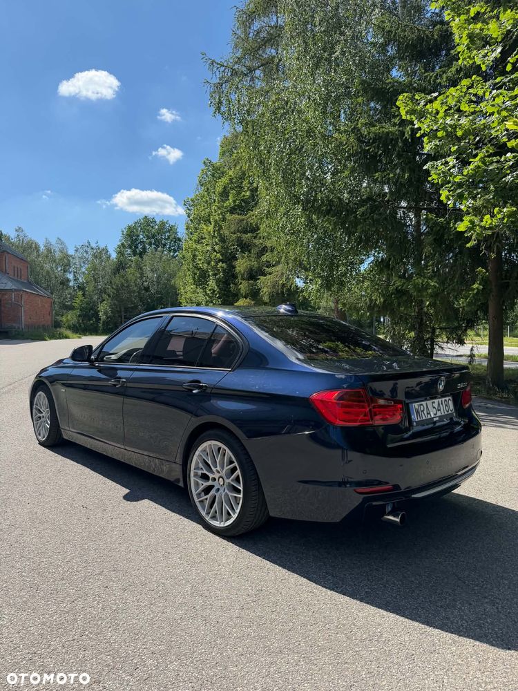 BMW Seria 3 320d Efficient Dynamics - 12