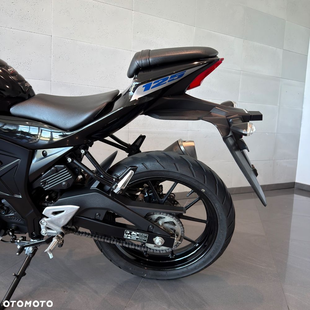 Suzuki GSX - 9