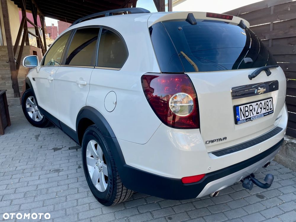 Chevrolet Captiva 2.4 2WD LT - 27