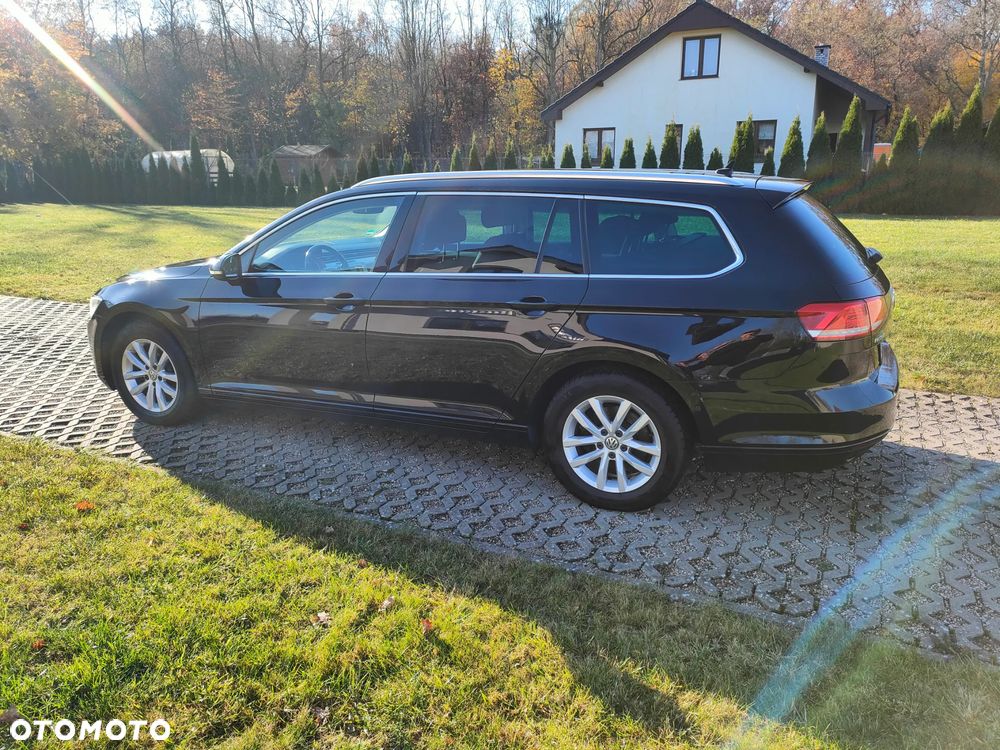 Volkswagen Passat Variant 1.6 TDI (BlueMotion Technology) DSG Comfortline - 2