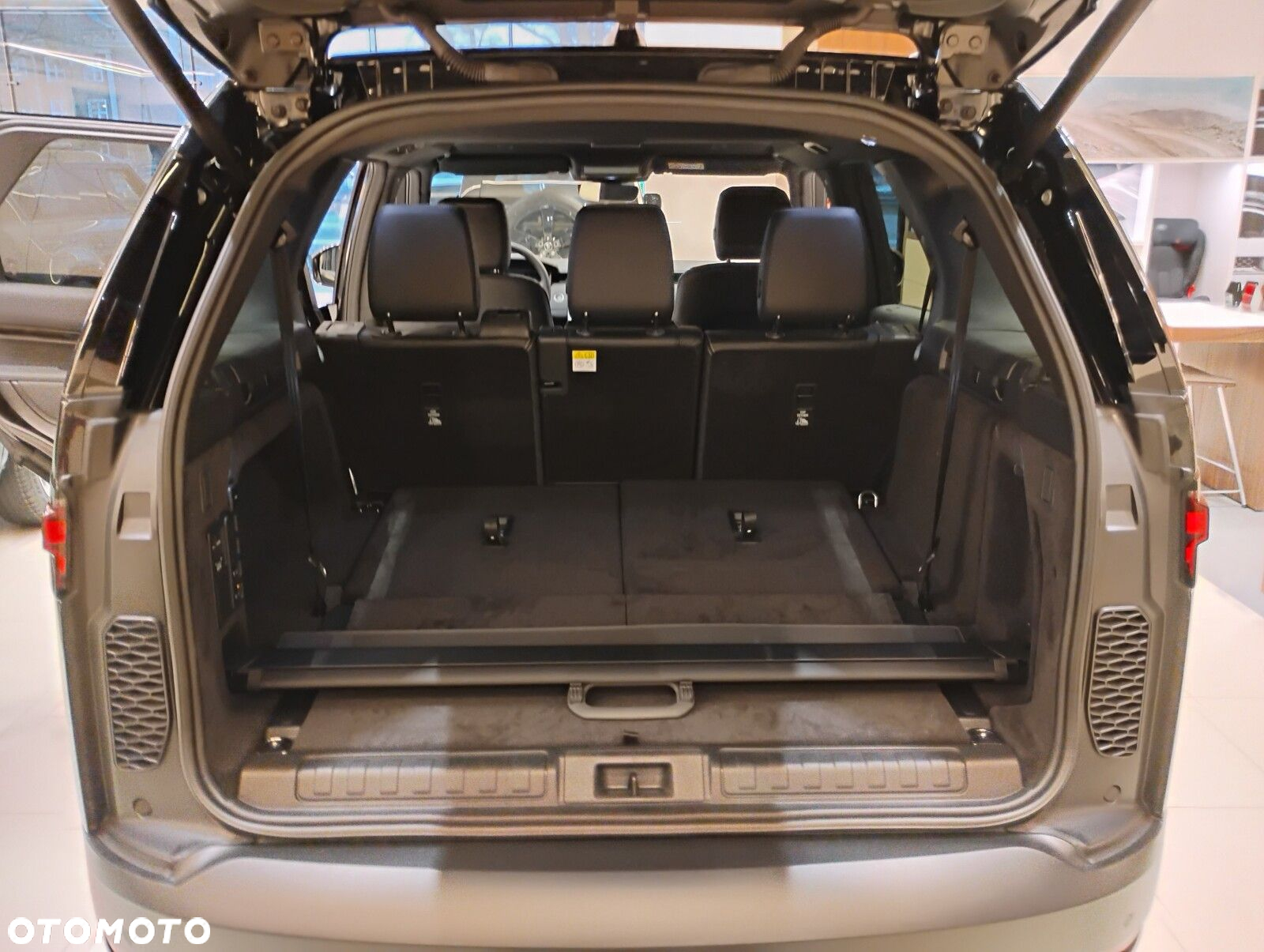 Land Rover Discovery - 17