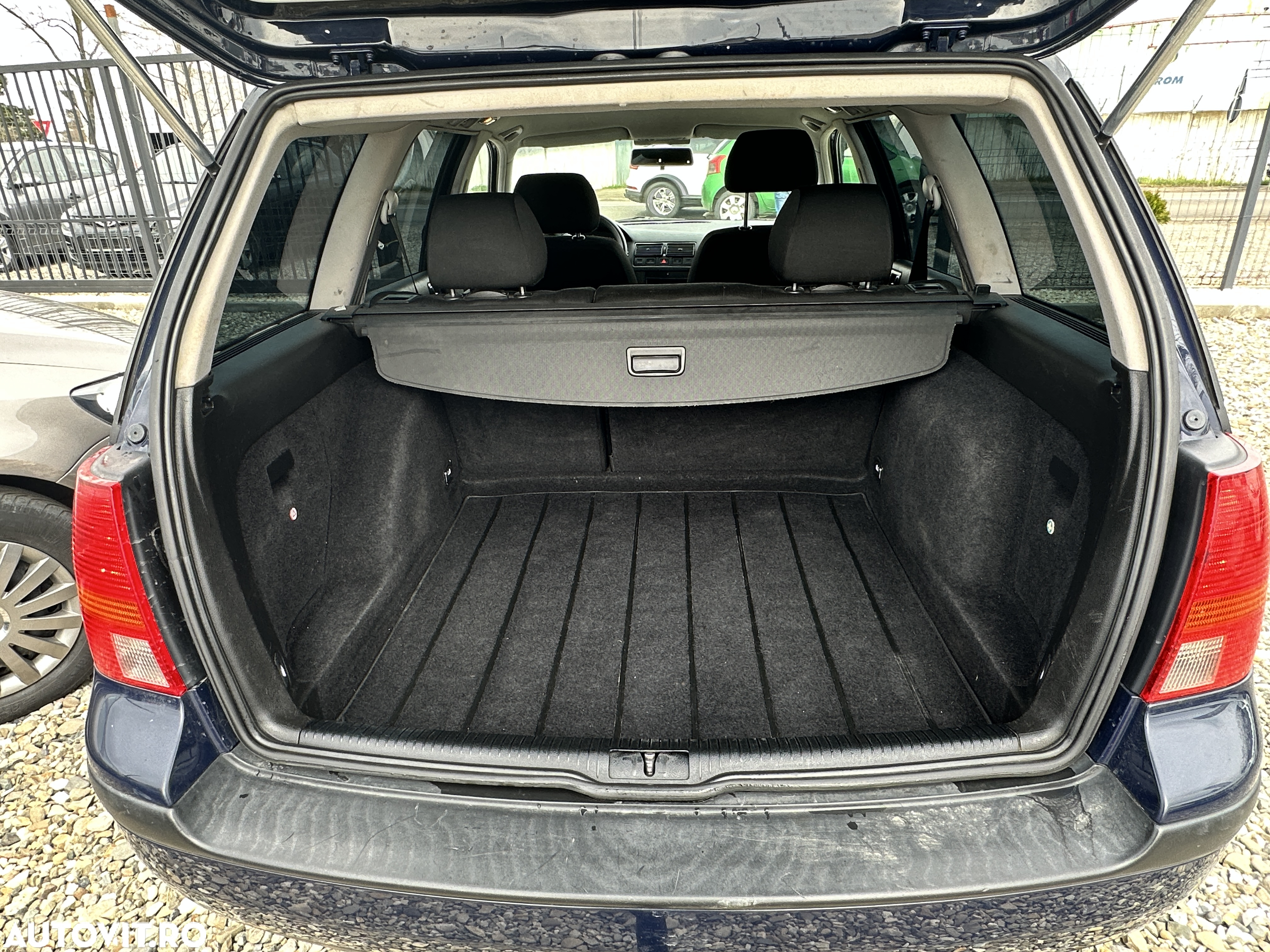 Volkswagen Golf Variant 1.6 Atlantic - 13