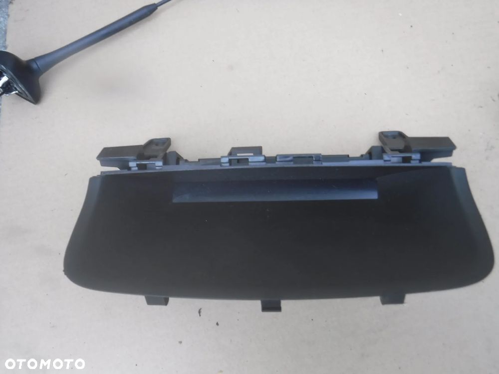 Opel Meriva B wyswietlacz radia monitor 13338335 Astra J Mokka - 1