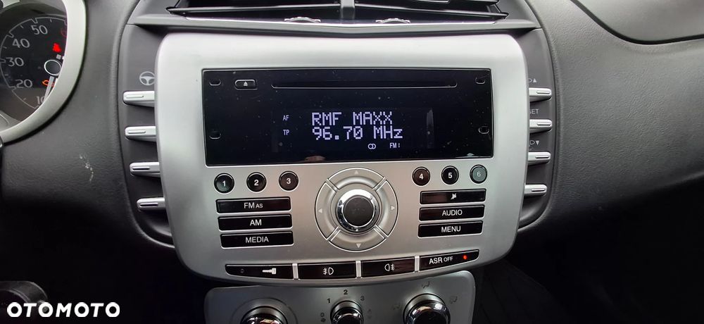 Lancia Delta 1.4 T-Jet 16v Oro - 12