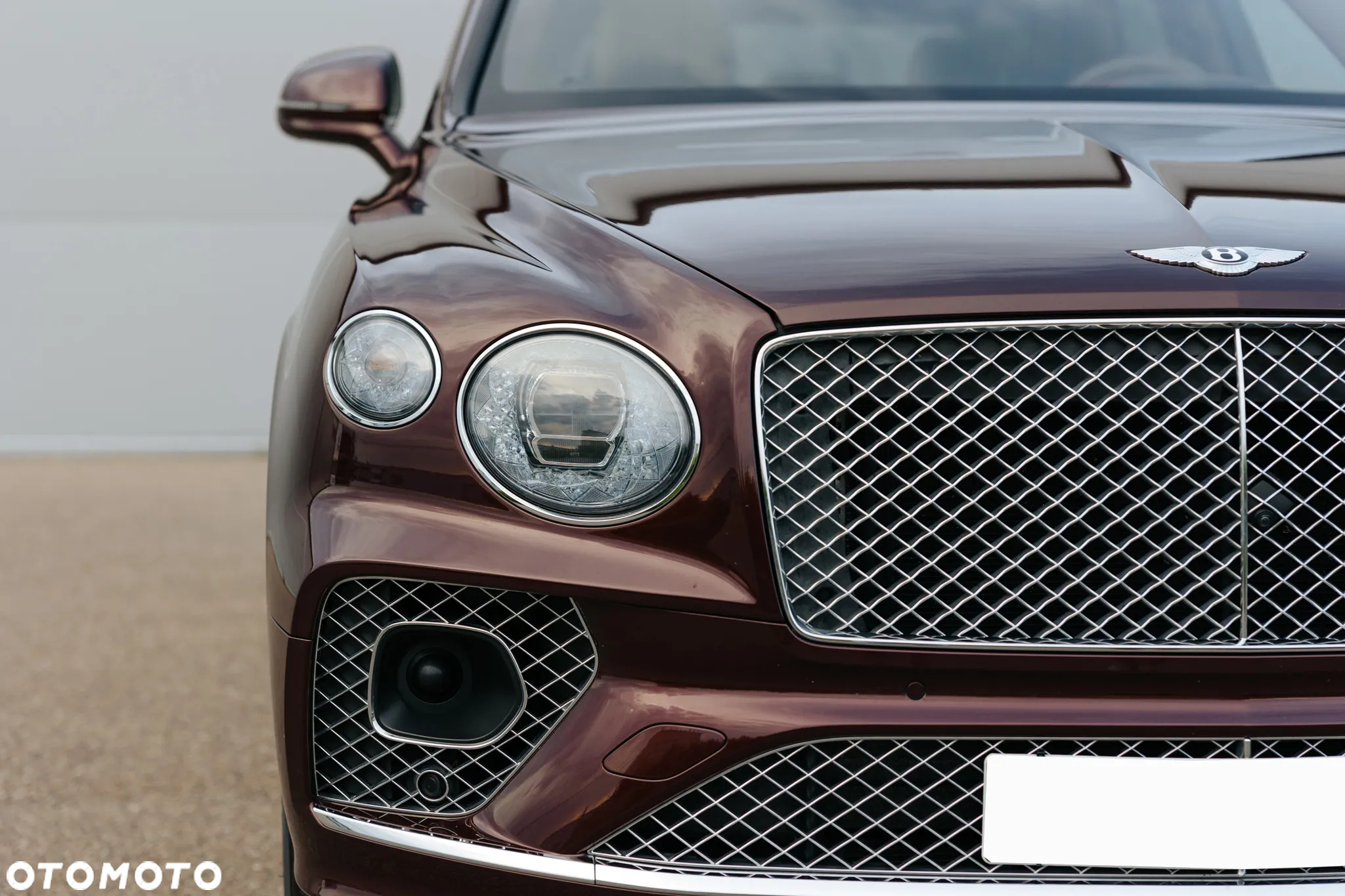 Bentley Bentayga V8 - 8