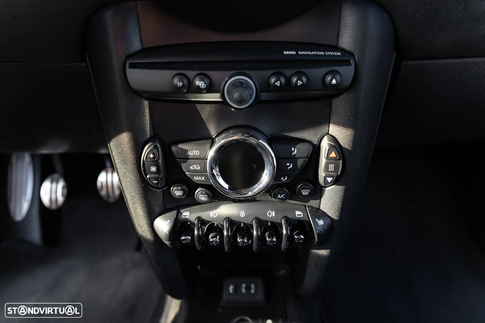 MINI 3 Portas John Cooper Works - 30