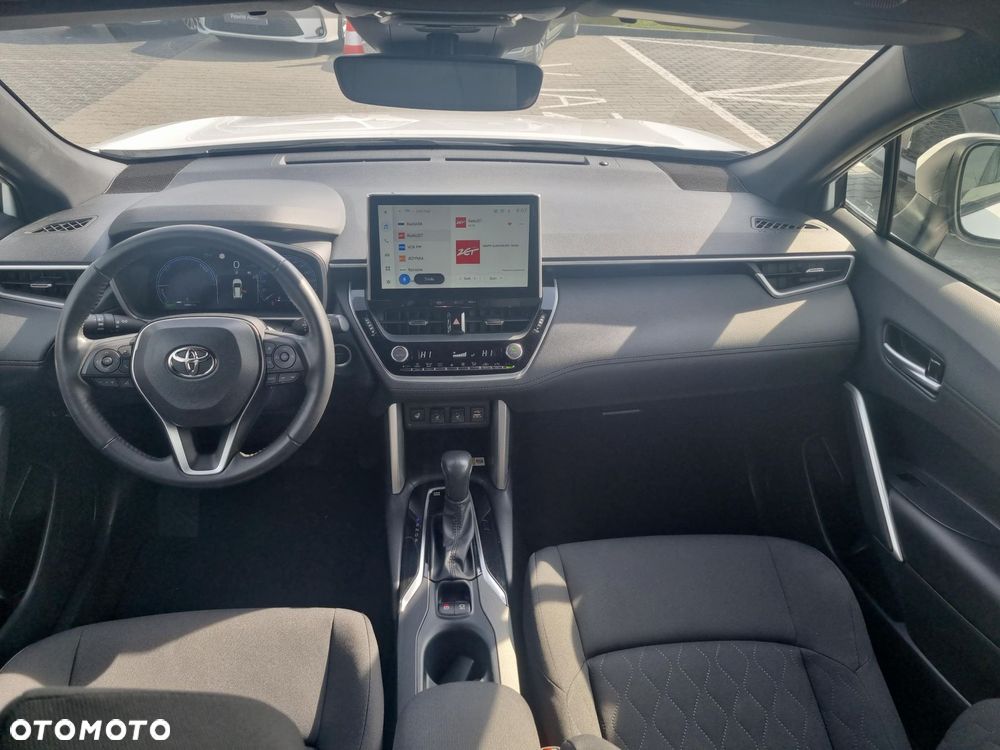 Toyota Corolla Cross - 18