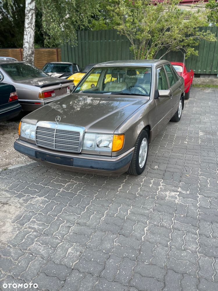 Mercedes-Benz W124 (1984-1993) - 3