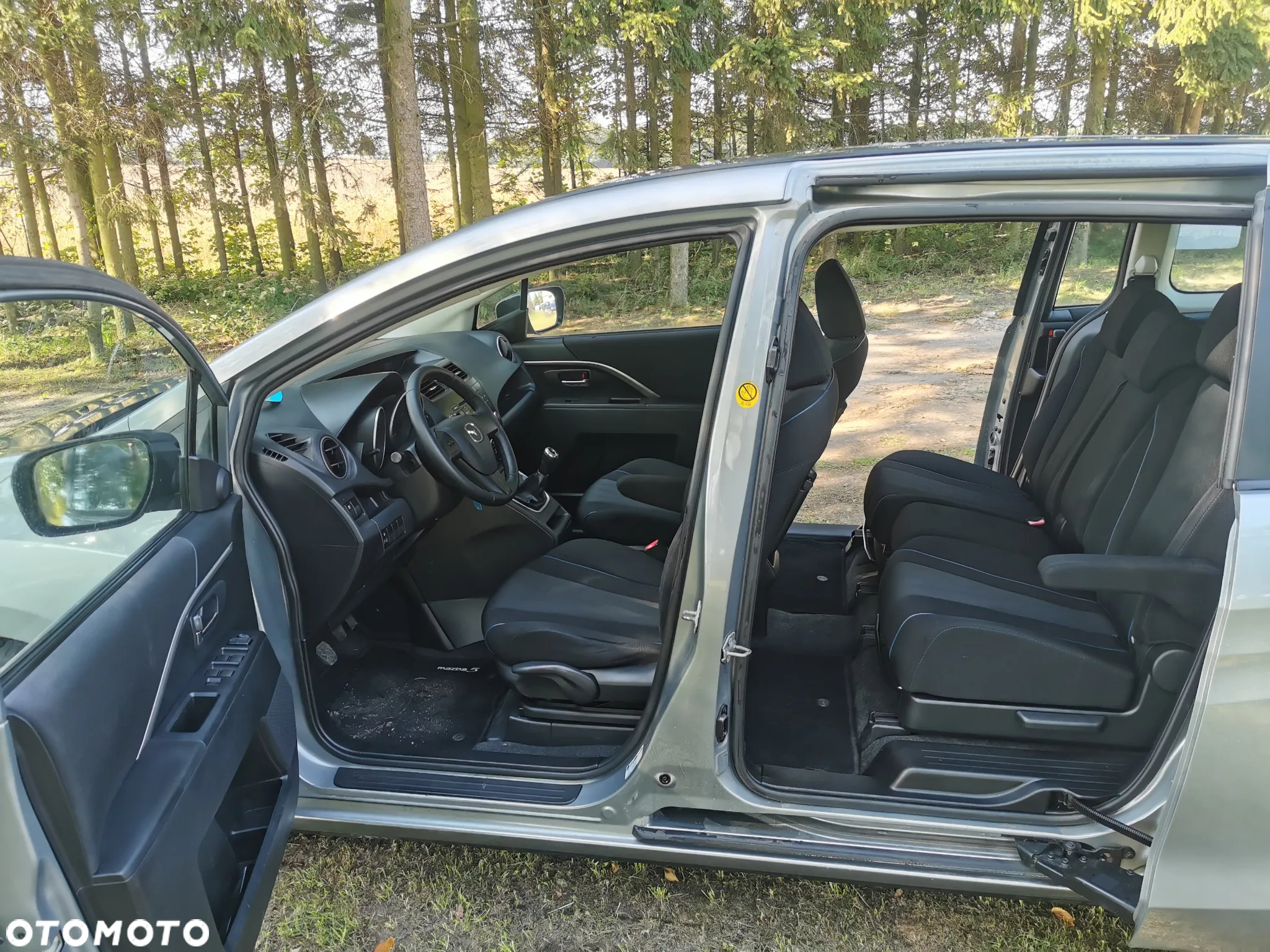 Mazda 5 - 9