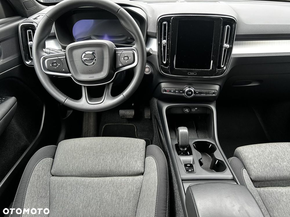 Volvo XC 40 - 15