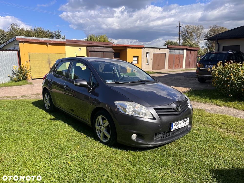 Toyota Auris 1.4 D-4D - 2