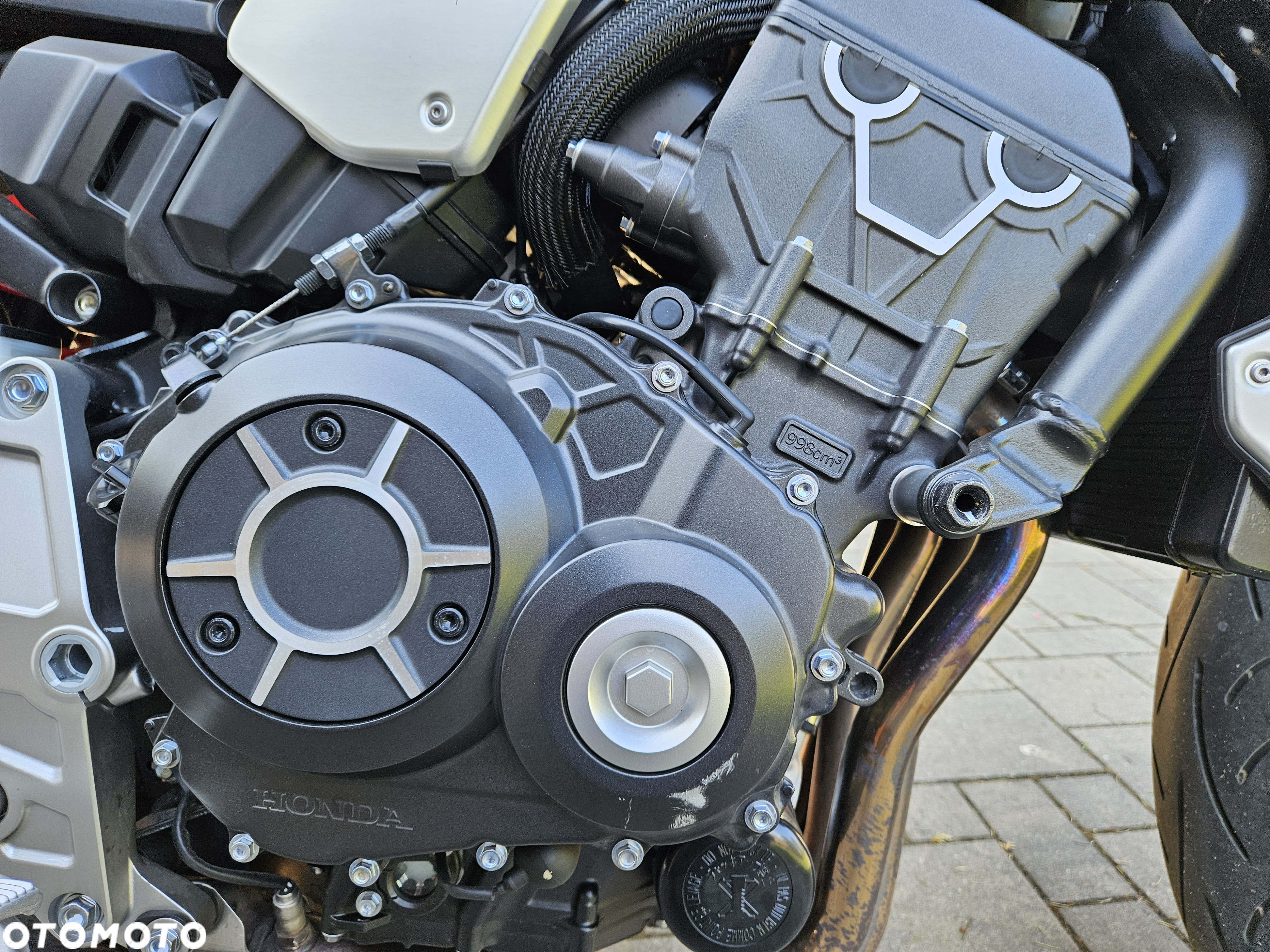 Honda CB - 8