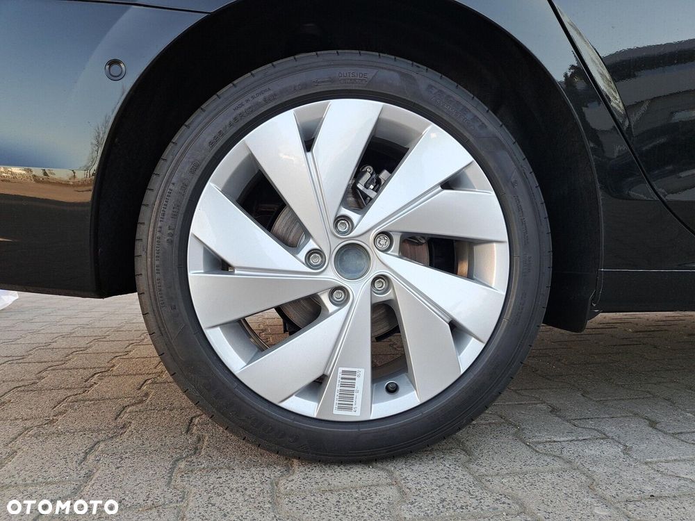 Volkswagen Golf Variant - 19