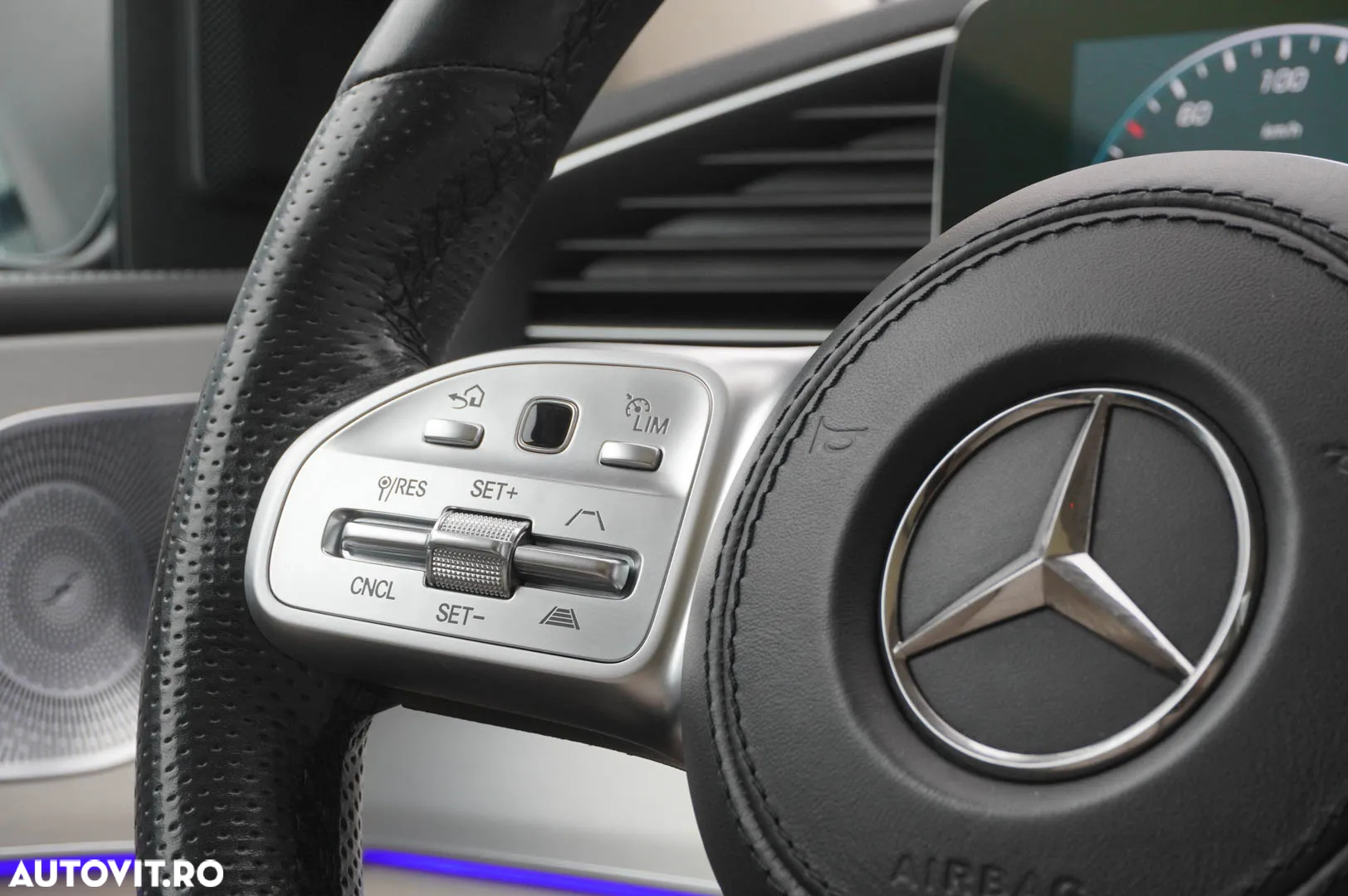 Mercedes-Benz GLS 400 d 4Matic 9G-TRONIC Exclusive - 24