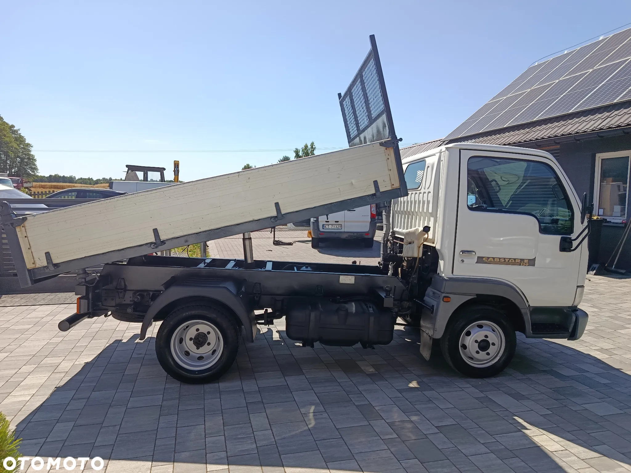 Nissan Cabstar Wywrotka 3.0 TDI 120KM - 10
